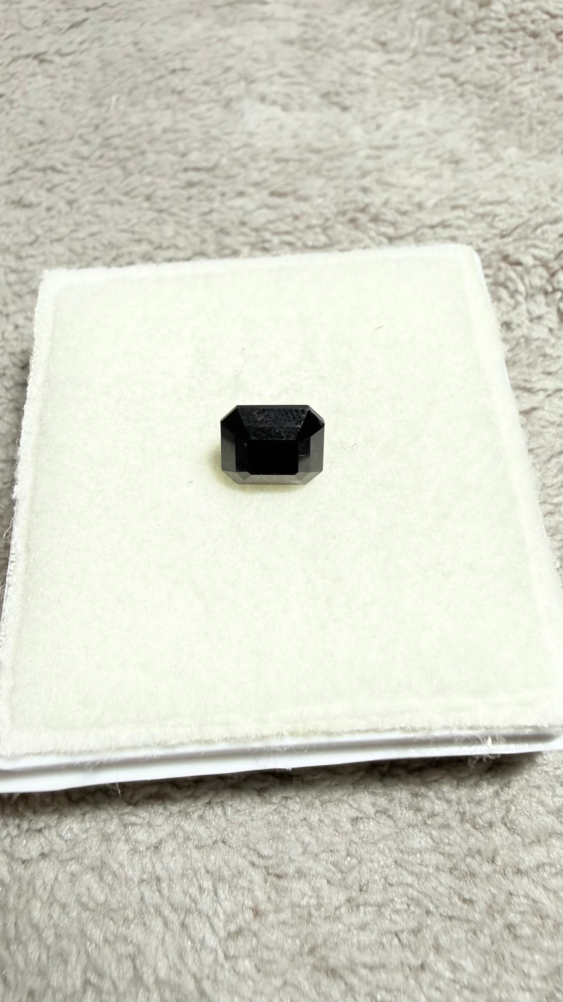 Deep Blue Sapphire (Kaka Nil)
