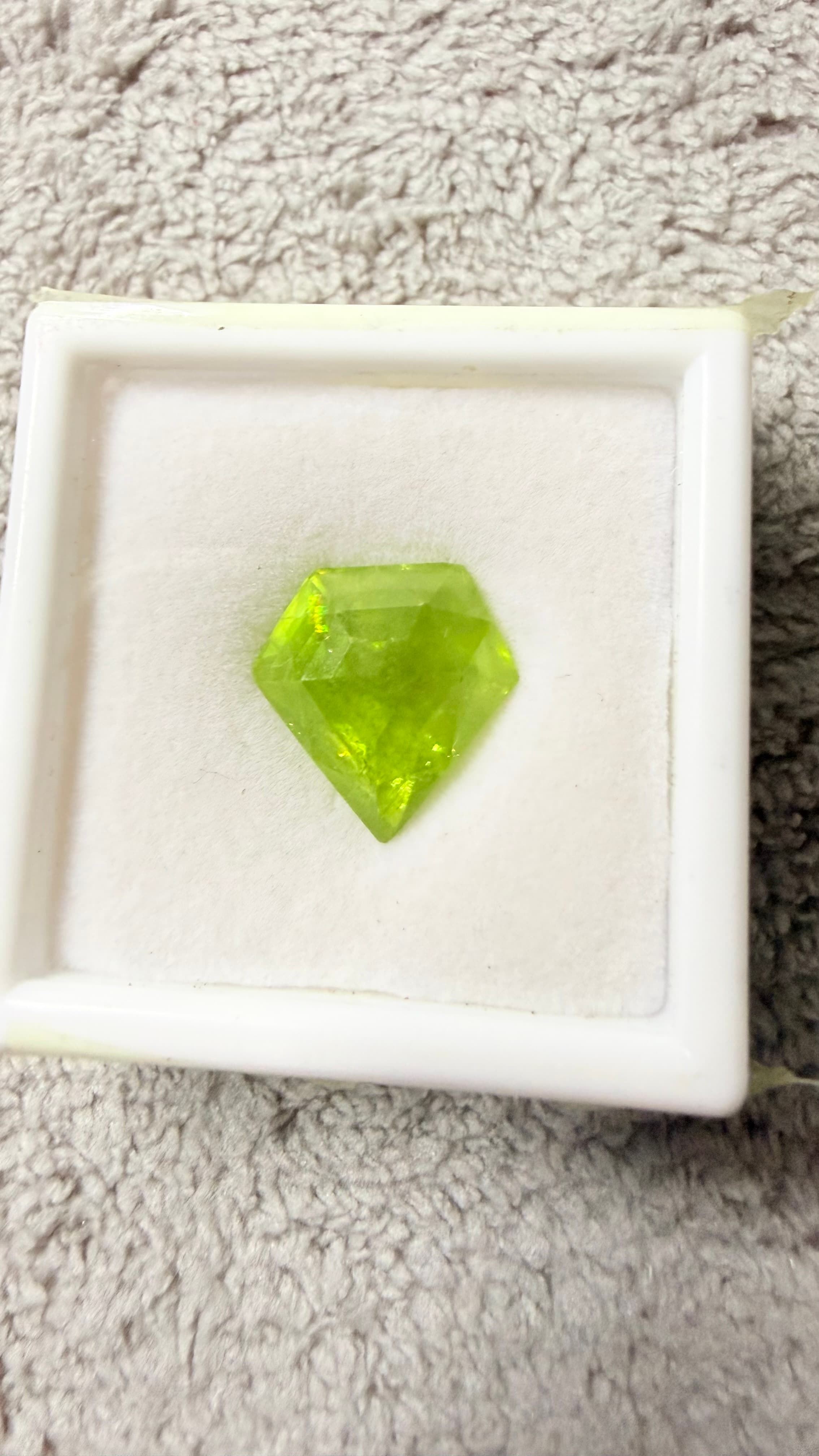 Green Sphene